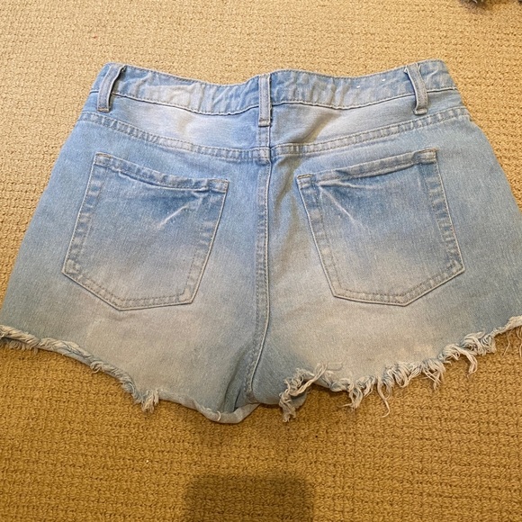 distressed jean shorts - Picture 2 of 2